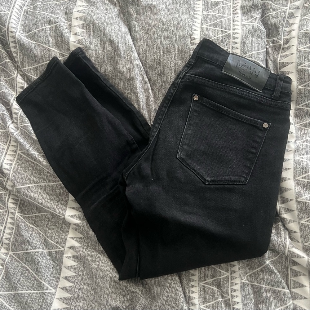 boohooMAN Faded black skinny jeans - SIZE 30